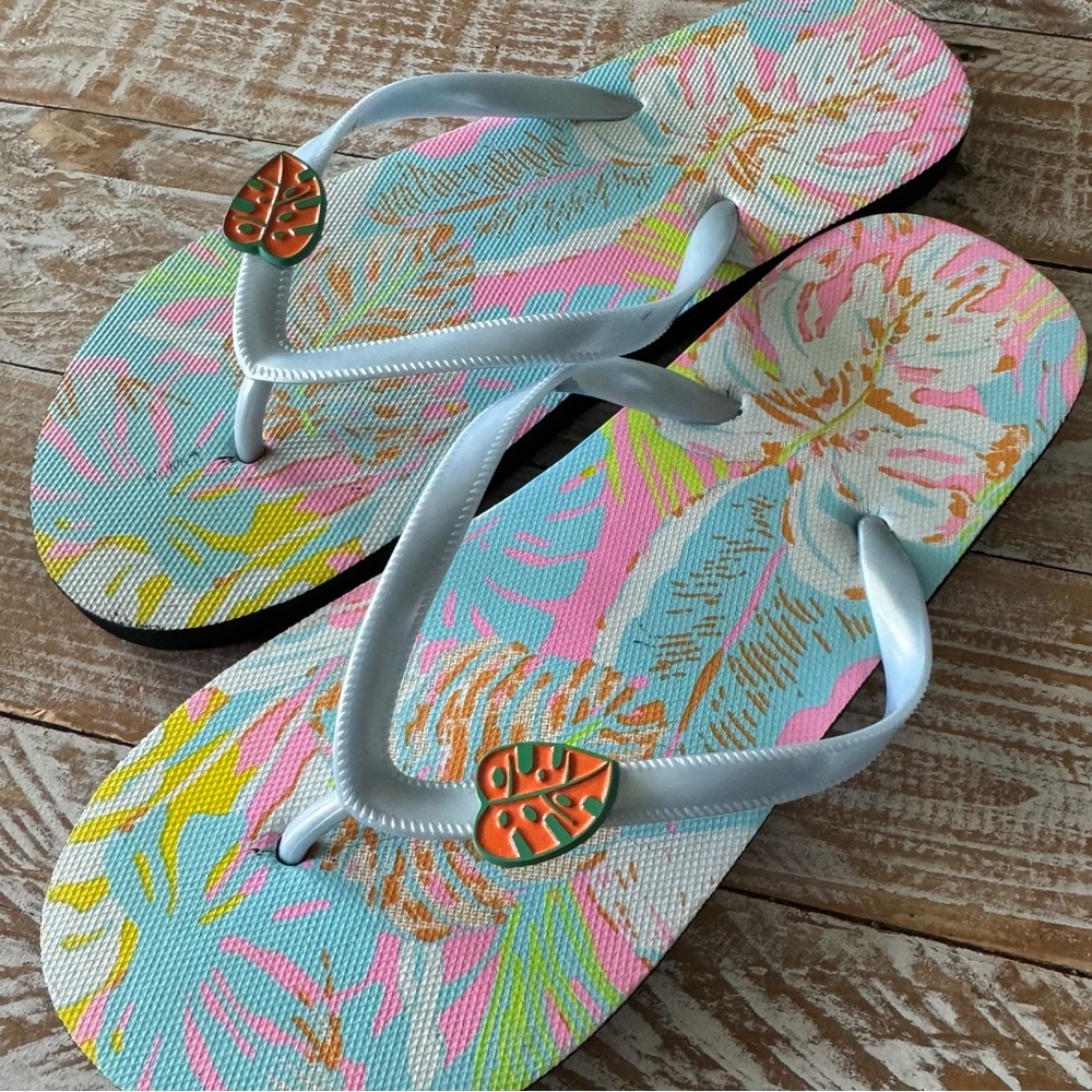 🌴Brand New Kids Flip-Flops – Size 3 / EU 36/37 – Tropical Print w/ Leaf Charm🌴